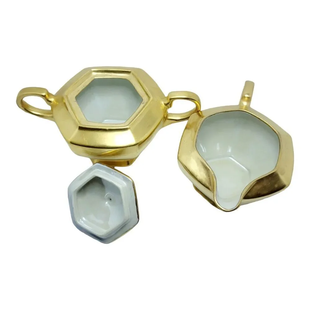 Unbranded vintage gold